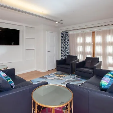 ※ Spacious Georgian Coach House & With Parking Bath Exterior photo