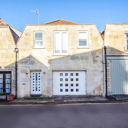※ Spacious Georgian Coach House & With Parking Bath Exterior photo